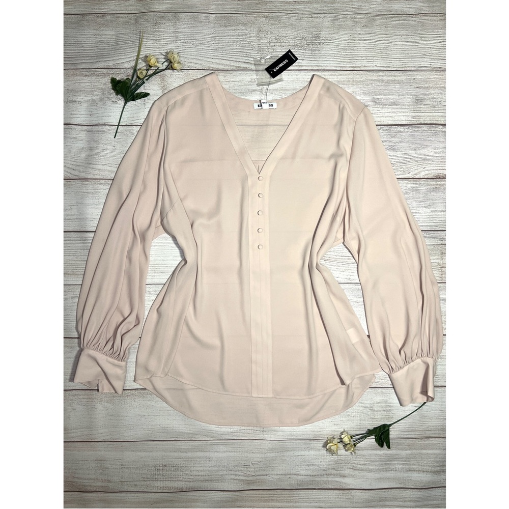 EXPRESS V-Neck Button Front Balloon Sleeve Top